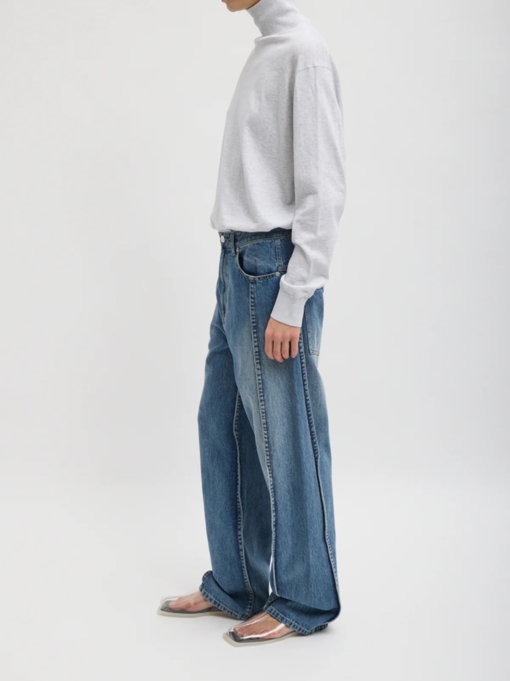 Tibi NWOT Spring Denim Tuck Jean Short 25